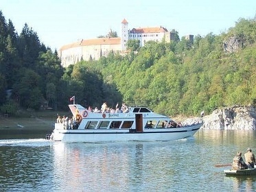 Chata přehrada Vranov - osada Chmelnice - Cornštejn