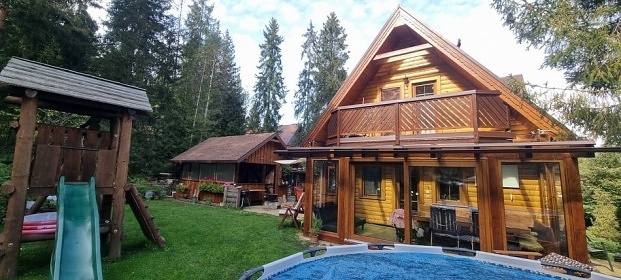 Chata s baz�nem - Slovensk� r�j - Sokol� dolina