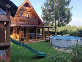 Chata s baz�nem - Slovensk� r�j - Sokol� dolina