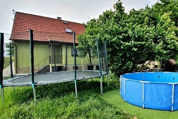 Chata na samot� - baz�n a h�i�t� - Host�nsk� vrchy