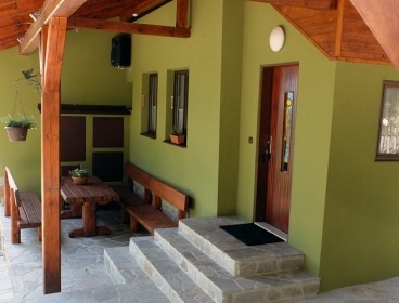 Chata na samot� - baz�n a h�i�t� - Host�nsk� vrchy