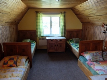 Chata na samot� - baz�n a h�i�t� - Host�nsk� vrchy