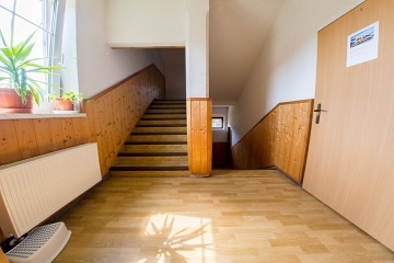 Kru�nohorsk� chalupa se zahradou - Horn� Blatn�