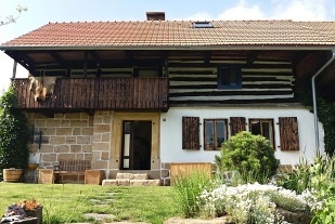 Nový objekt: Roubenka s bazénem - Dobřeň - CHKO Kokořínsko 7C-066