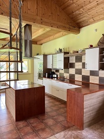 Wellness chalupa a bazn - hrad Lipnice nad Szavou