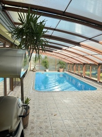 Wellness chalupa a bazn - hrad Lipnice nad Szavou