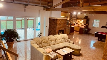 Wellness chalupa a bazn - hrad Lipnice nad Szavou