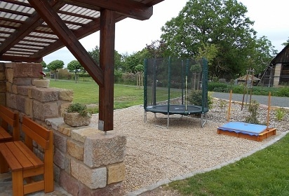 Chalupa s baz�nem - �esk� r�j - L�zn� B�lohrad