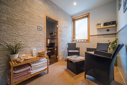 Chata u S�korsk�ho rybn�ka - CHKO Blansk� les