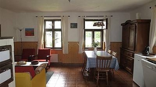 Chalupa wellness a bazn - vodn zmek Blatn