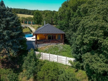 Chata s bazénem - Bílé Karpaty - Velké Pavlovice