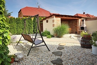 Chalupa a Vinn sklep - Lednicko-valtick arel