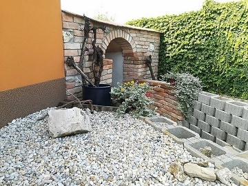 Chalupa a Vinn� sklep - Lednicko-valtick� are�l