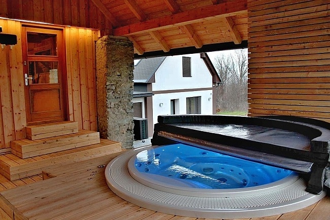 Chalupa baz�n a wellness - Rejv�z - Jesen�k