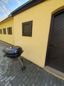 Chata u Slapsk� p�ehrady - z�mek Konopi�t�