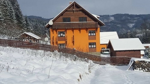 Rodinn chalupa s baznem - Tnsk Beskydy