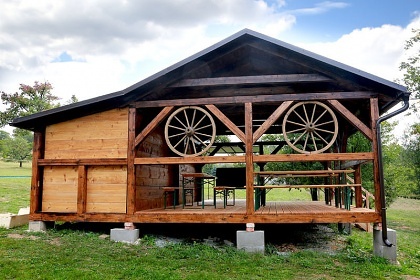 Chalupa bazn a hit - Sedloov - Dobany