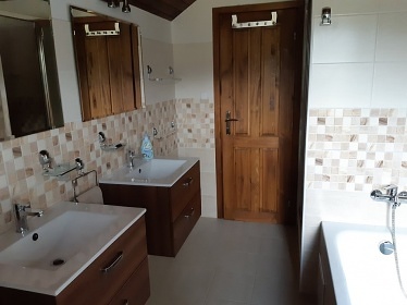 Chata s baznem - Valianska dolina - Mal Fatra