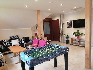 Chalupa s baz�nem �esk� r�j - Kloko�sk� sk�ly