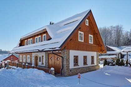 Roubenka NA SJEZDOVCE - Černý Důl - Krkonoše