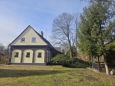 Chalupa �esk� �v�carsko - Tol�tejn - Lu�ick� hory