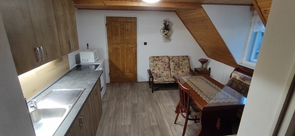 Chalupa Broumovsk� st�ny - CHKO Broumovsko