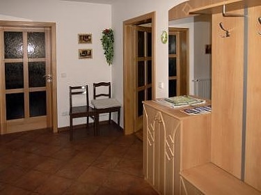 Chalupa u skaln�ho m�sta - CHKO Broumovsko