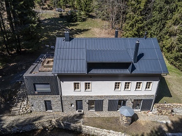 Chalupa u Tesa�ovsk�ho potoka - Krkono�e a Jizerky