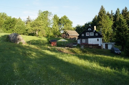 Chalupa s baz�nem - Jizersk� hory a Krkono�e