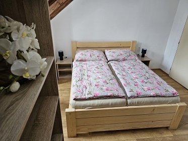 Chalupa s baz�nem - Such� Vrch - Bukov� Hora