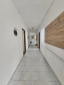 Chalupa s baz�nem - Such� Vrch - Bukov� Hora