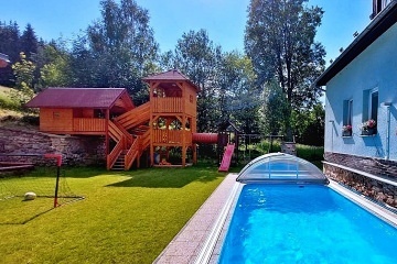 Chalupa s baz�nem - Such� Vrch - Bukov� Hora