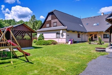 Rodinn� chalupa ���rsk� vrchy - Dev�t skal