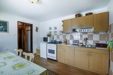 Rodinn� chalupa ���rsk� vrchy - Dev�t skal