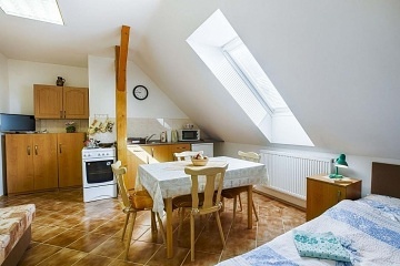 Chalupa rsk vrchy - Devt skal - Vcov