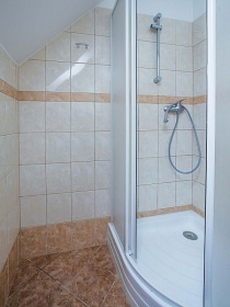 Rodinn� chalupa ���rsk� vrchy - Dev�t skal