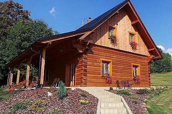 Rouben� chalupa - vnit�n� vyh��van� baz�n - Zdobnice