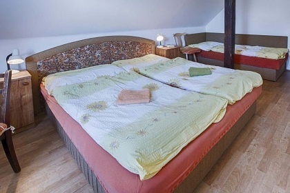 Chalupa Žďárské vrchy - Roženecké Paseky - Věcov