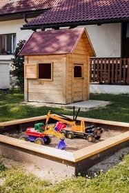 Chalupa ���rsk� vrchy - hrad �tarkov - Jimramov