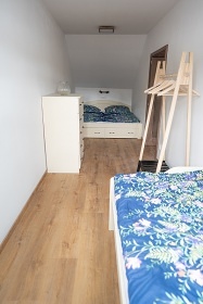 Chalupa s baz�nem - ��slav - Kutn� Hora