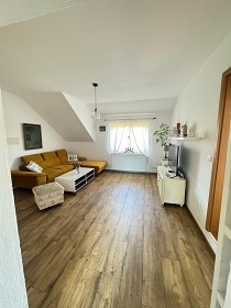 Chalupa s baz�nem - ��slav - Kutn� Hora