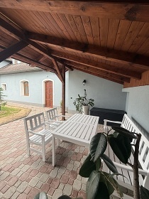 Chalupa s baz�nem - ��slav - Kutn� Hora