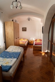 Chalupa s baz�nem - ��slav - Kutn� Hora