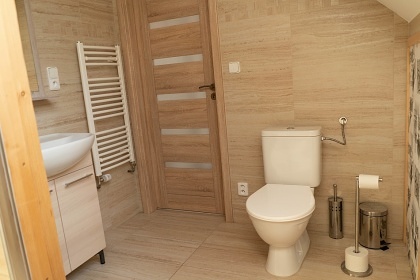 Chalupa s baz�nem - ��slav - Kutn� Hora