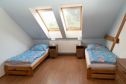 Chalupa s baz�nem - ��slav - Kutn� Hora