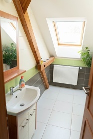 Chalupa s baz�nem - ��slav - Kutn� Hora