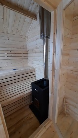 Chalupa a vinn sklep - Broumovsk stny