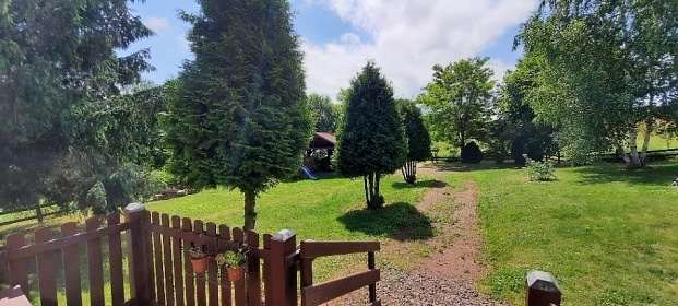 Chalupa a vinn sklep - Broumovsk stny