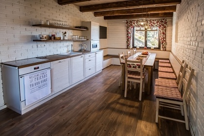 Chata Javorn�ky - Vala�sko - cyklostezka Be�va