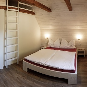 Chata Javorn�ky - Vala�sko - cyklostezka Be�va